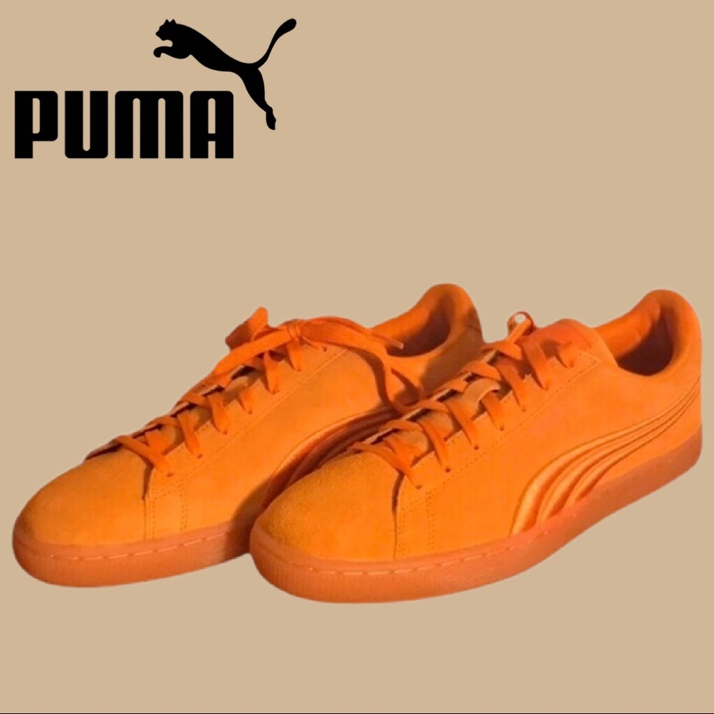 ‼️SOLD‼️Suede Classic Badge Iced Pumas • Golden - Picture 1 of 8